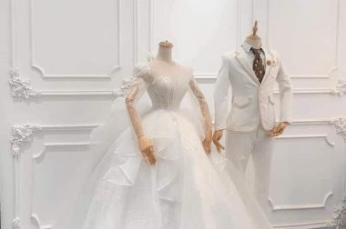 Shop áo cưới nên dùng manocanh nào?